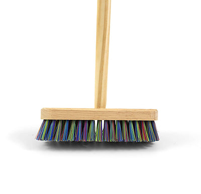 HILLBRUSH STIFF DECK SCRUB WITH HANDLE - Ormskirk Pets