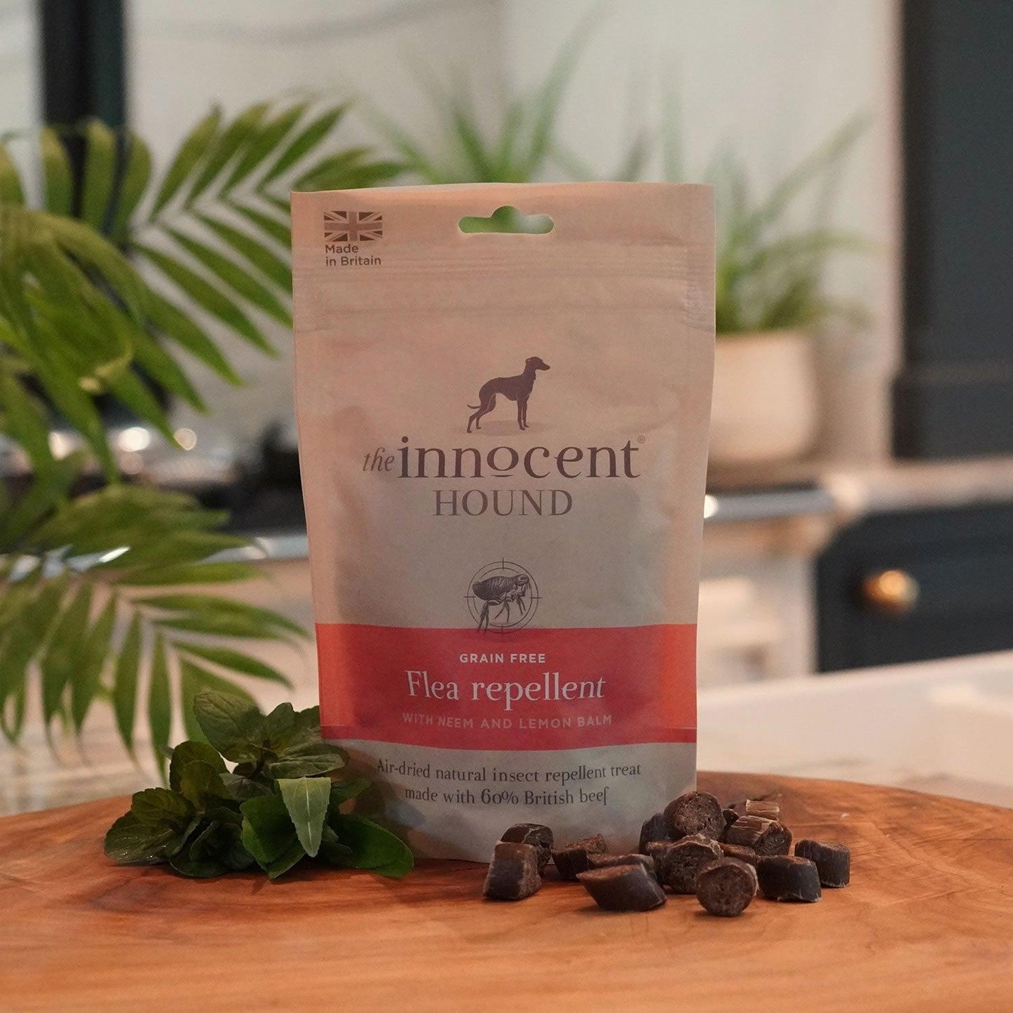 THE INNOCENT HOUND FLEA REPELLENT TREATS - 600 GM - Ormskirk Pets